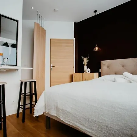Sweet - Jacuzzi Privatif Apartment Montreuil (Seine-Saint-Denis)